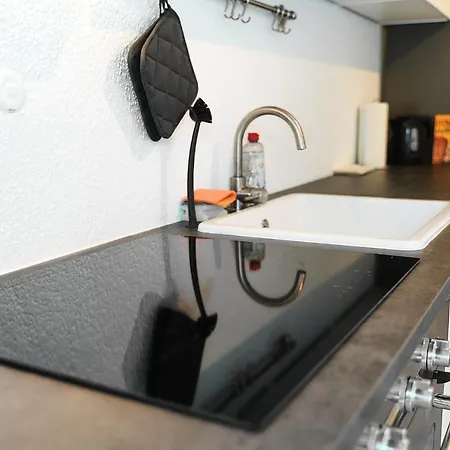 N2 Centrally Located 3-Room Apartment With Balcony Or Individual Rooms Karlsruhe Exterior photo