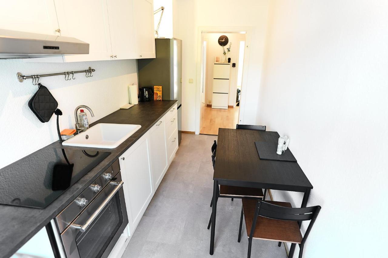N2 Centrally Located 3-room With Balcony Or Individual Séjour chez l'habitant Karlsruhe