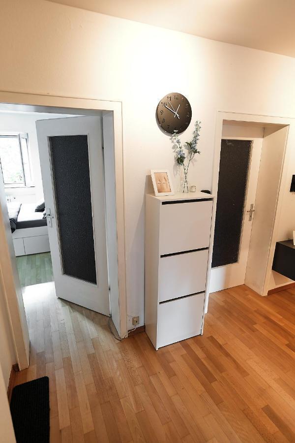 N2 Centrally Located 3-room With Balcony Or Individual Séjour chez l'habitant *