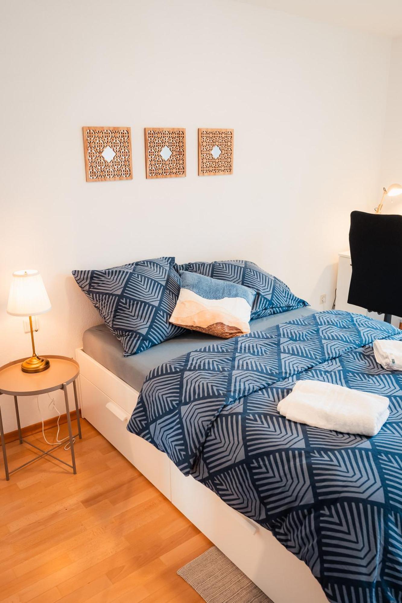 Séjour chez l'habitant N2 Centrally Located 3-room With Balcony Or Individual Karlsruhe
