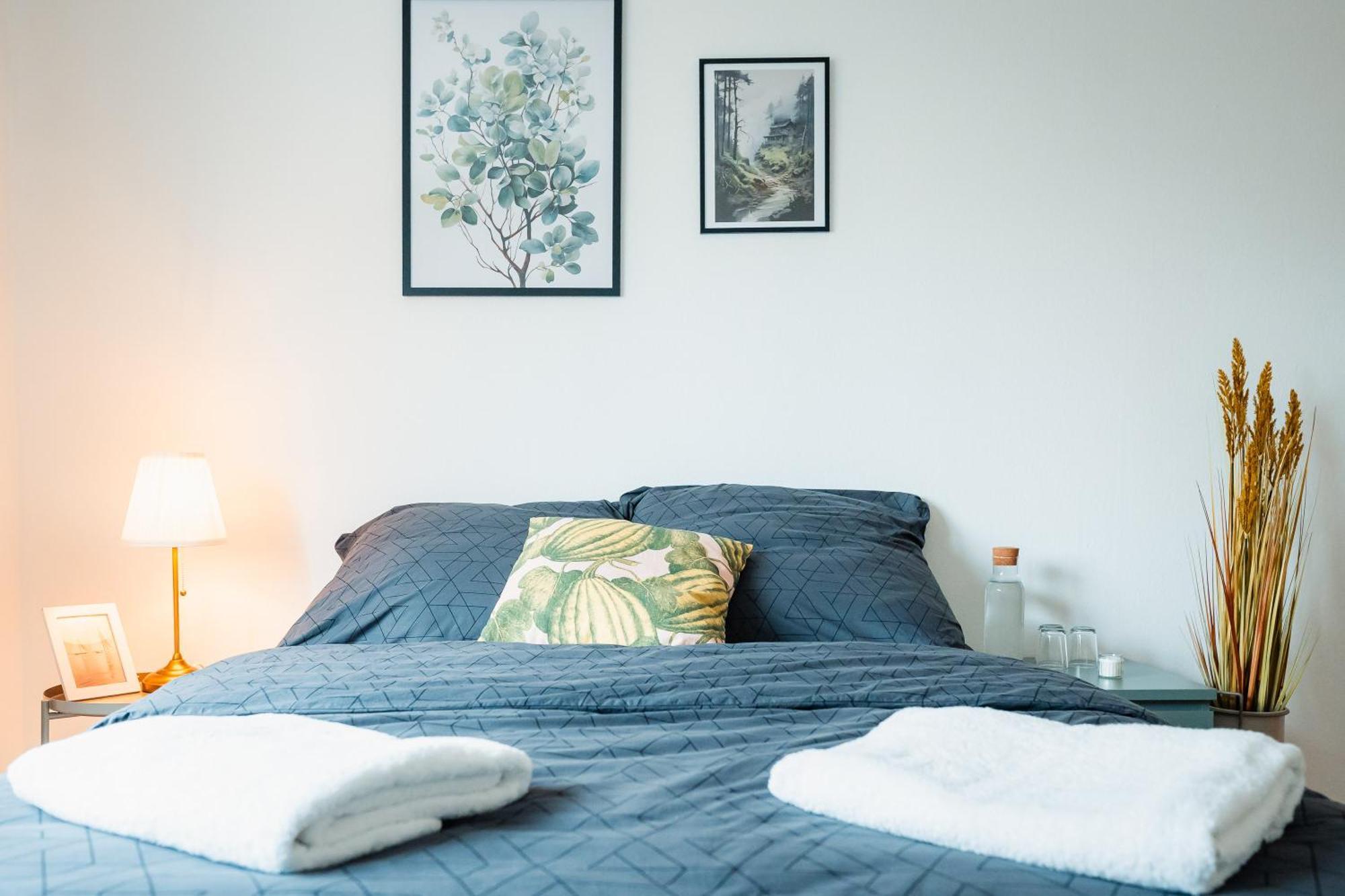 N2 Centrally Located 3-room With Balcony Or Individual * Karlsruhe
