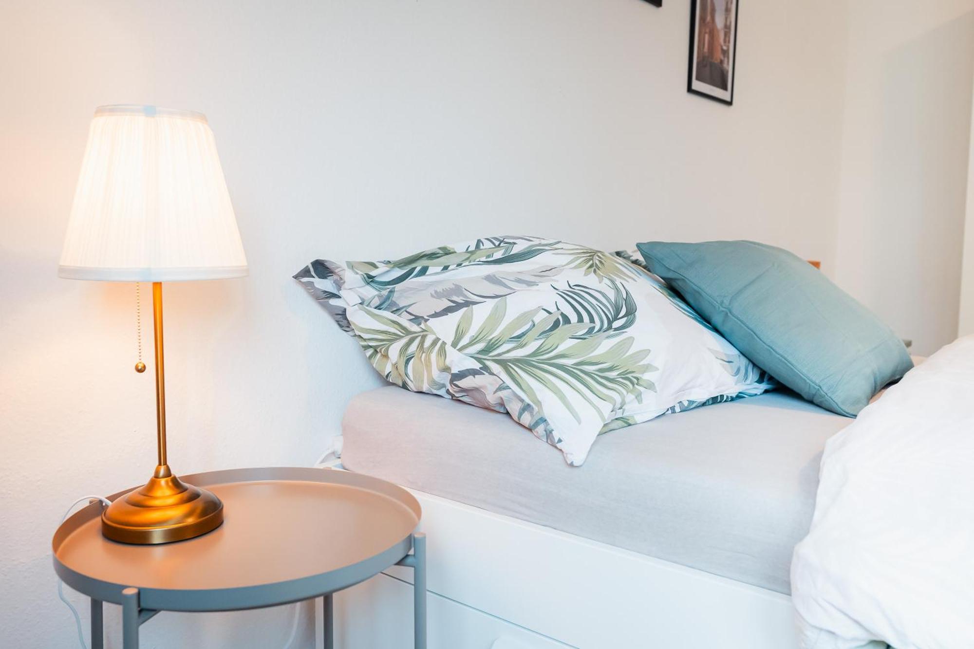 Séjour chez l'habitant N2 Centrally Located 3-room With Balcony Or Individual Karlsruhe